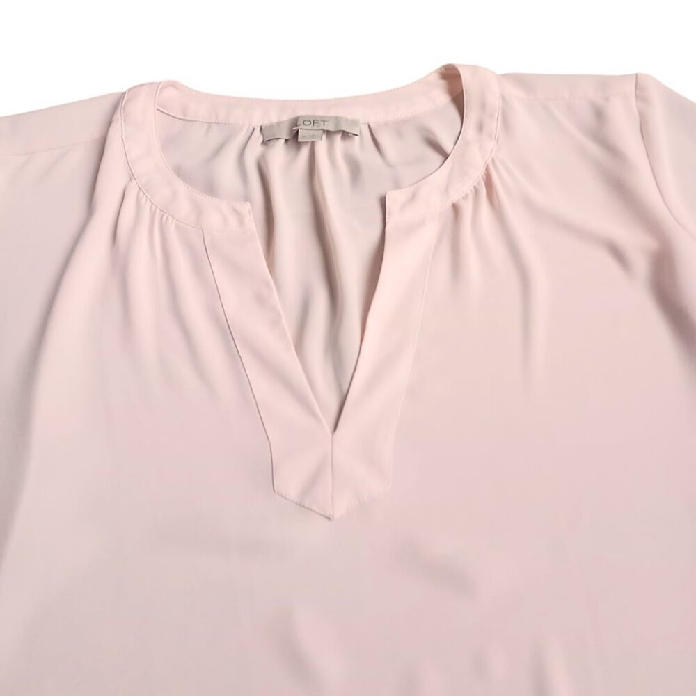 LOFT Pale Pink Pleated Back Long Sleeve Blouse - Size M - Picture 4 of 7